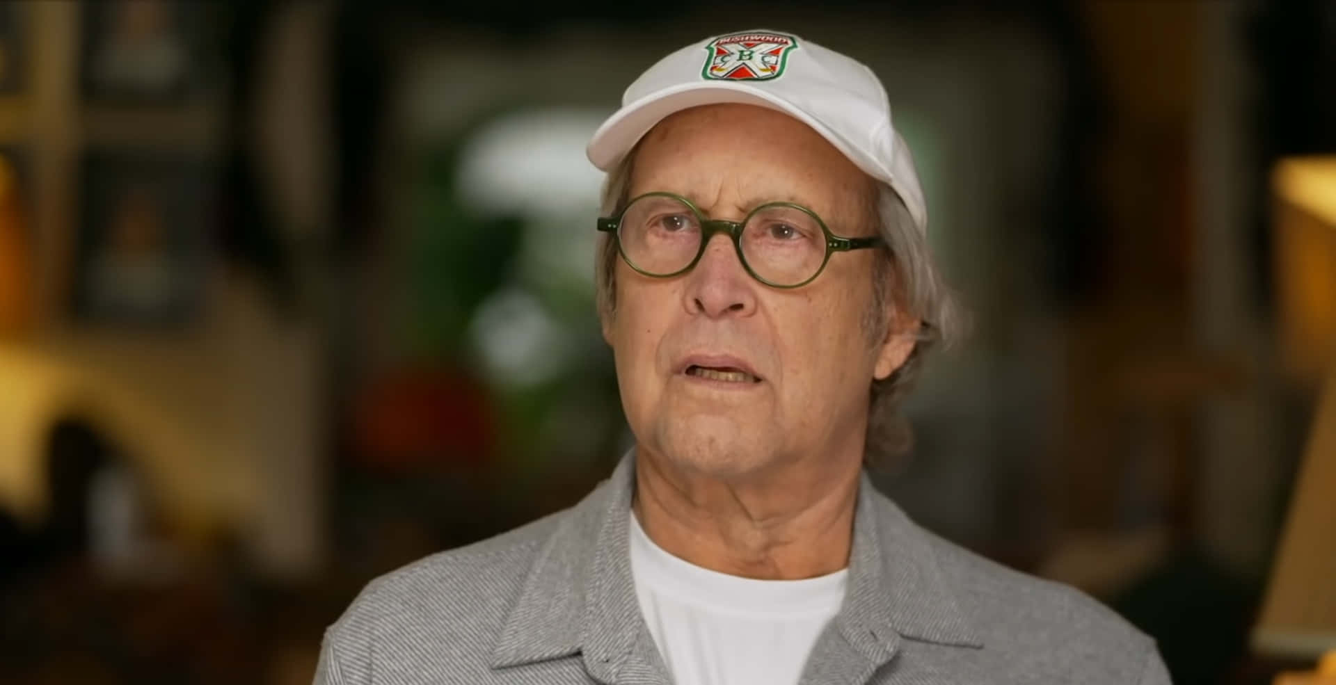 Chevy Chase - Hollywood's Comedy Icon Background