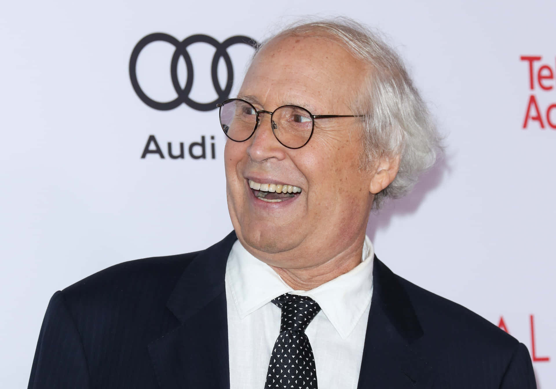 Chevy Chase [wallpaper] Background