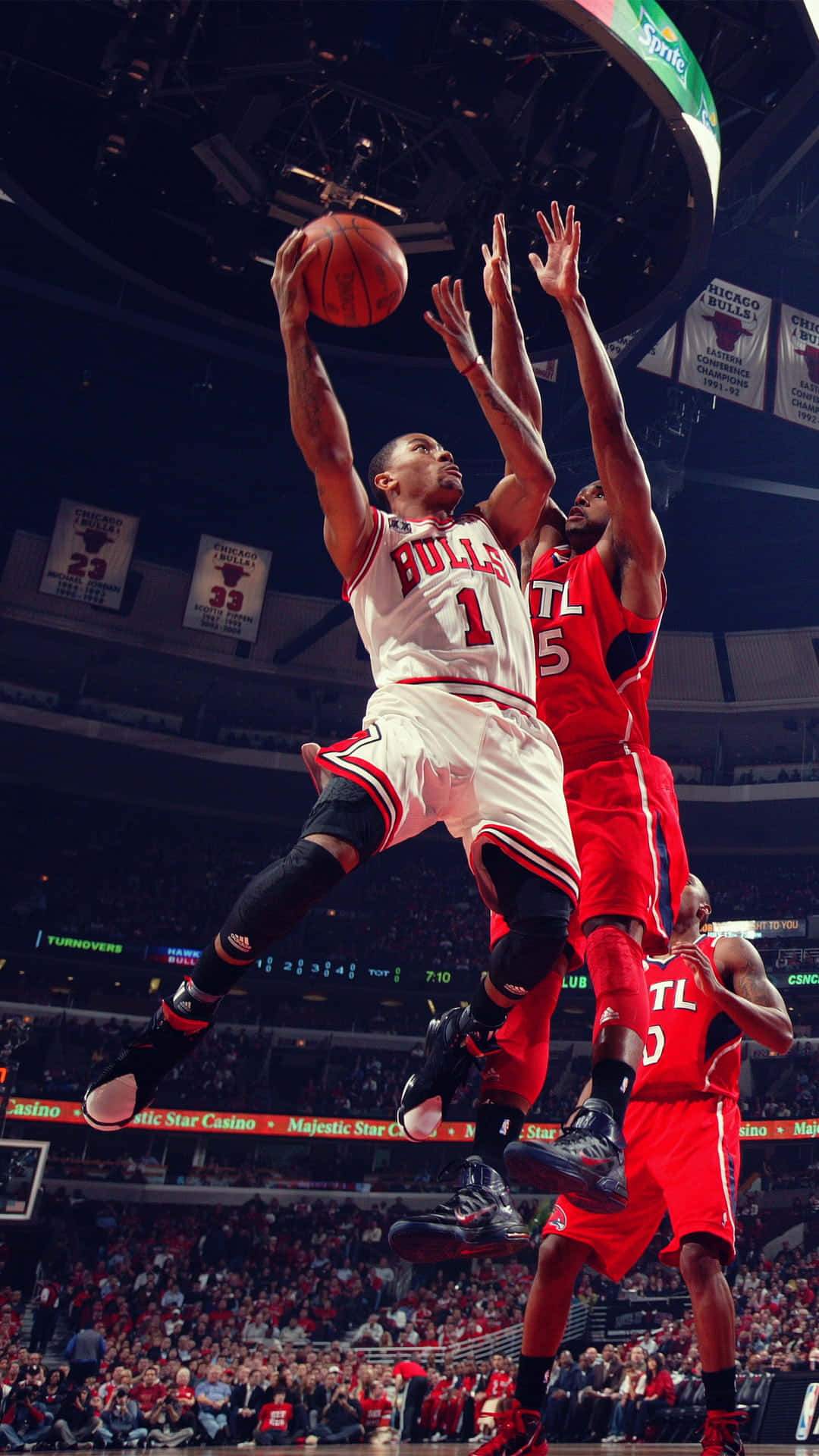 Chicago Bulls Star Derrick Rose Goes For A Layup