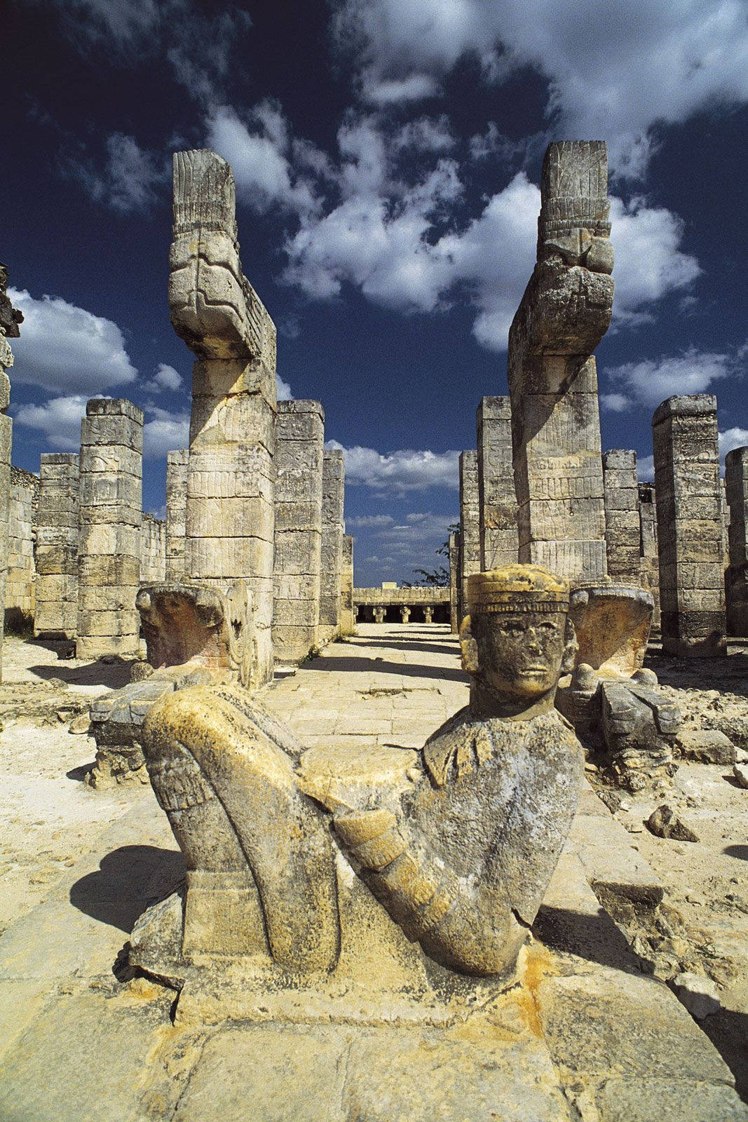 Chichen Itza Chac Statue Background