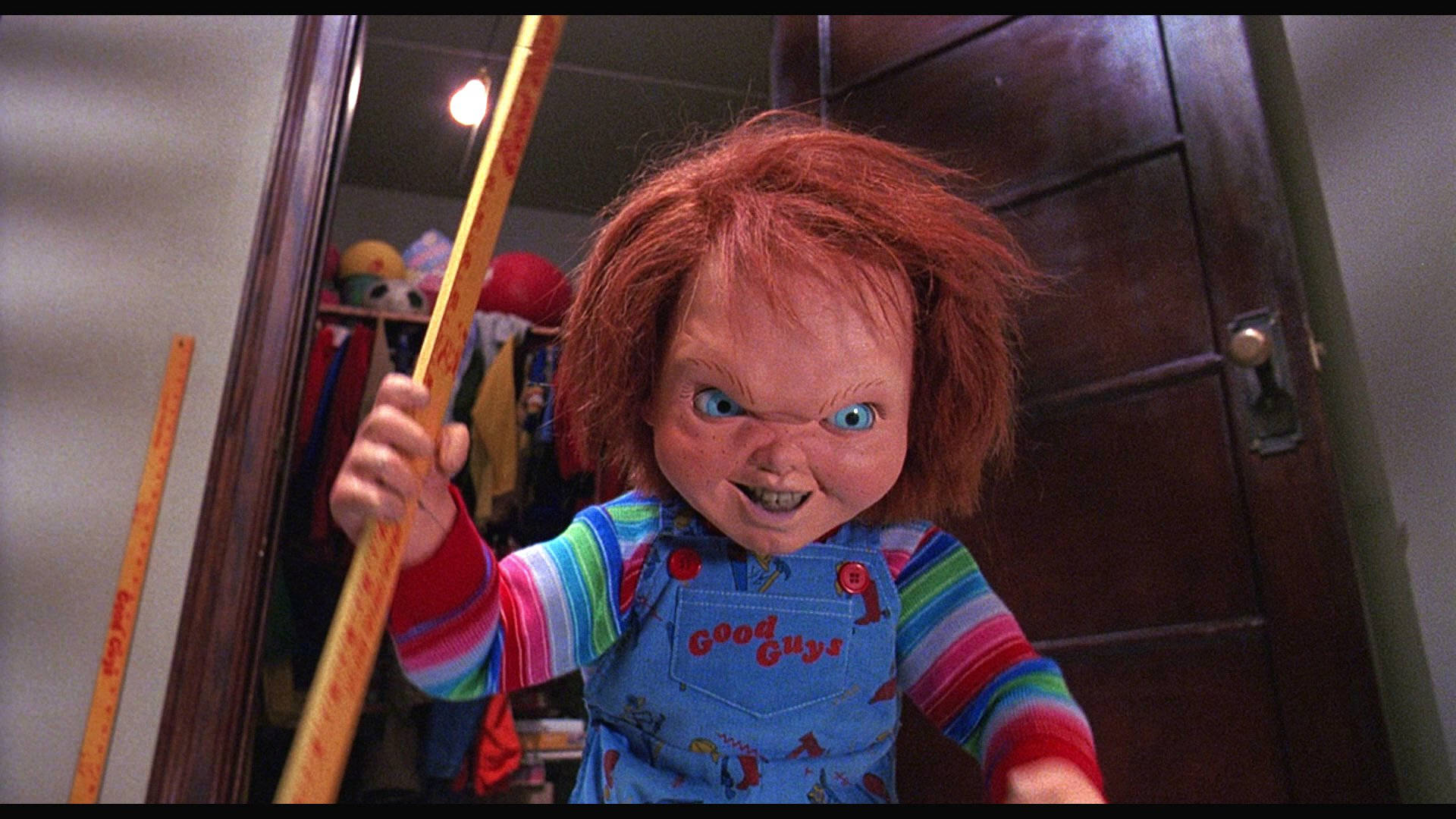 Child's Play Chucky In Closet Background