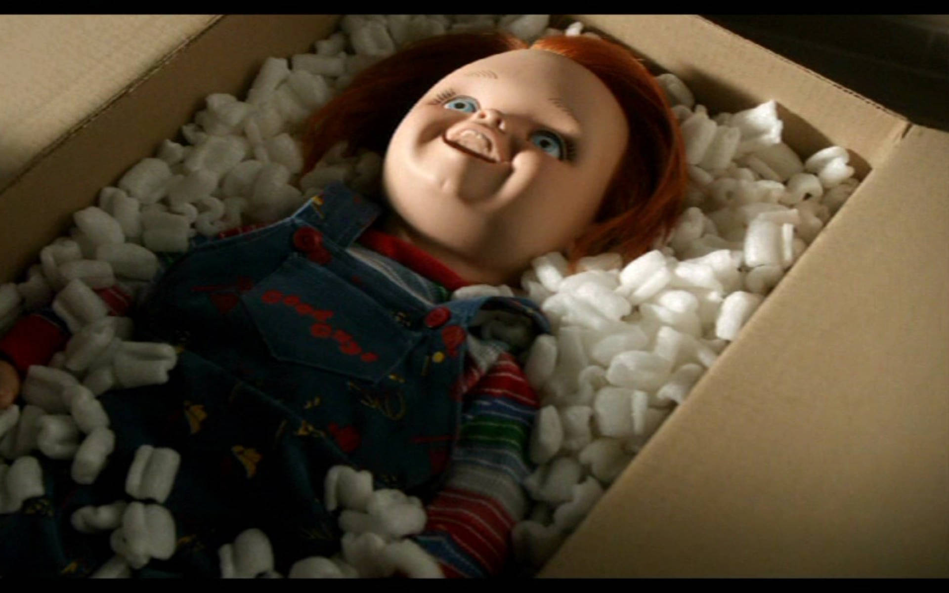 Child's Play Chucky Inside The Box Background