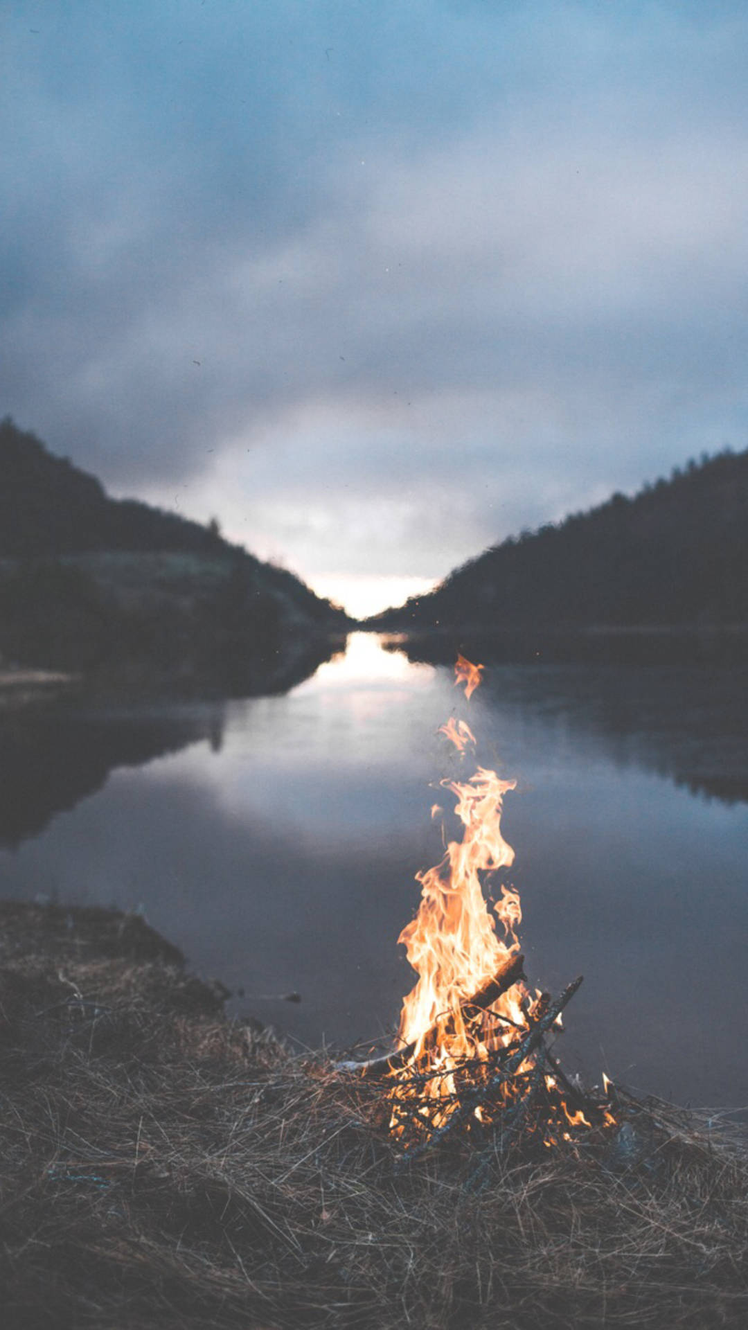 Chill Bonfire By The Lake Background