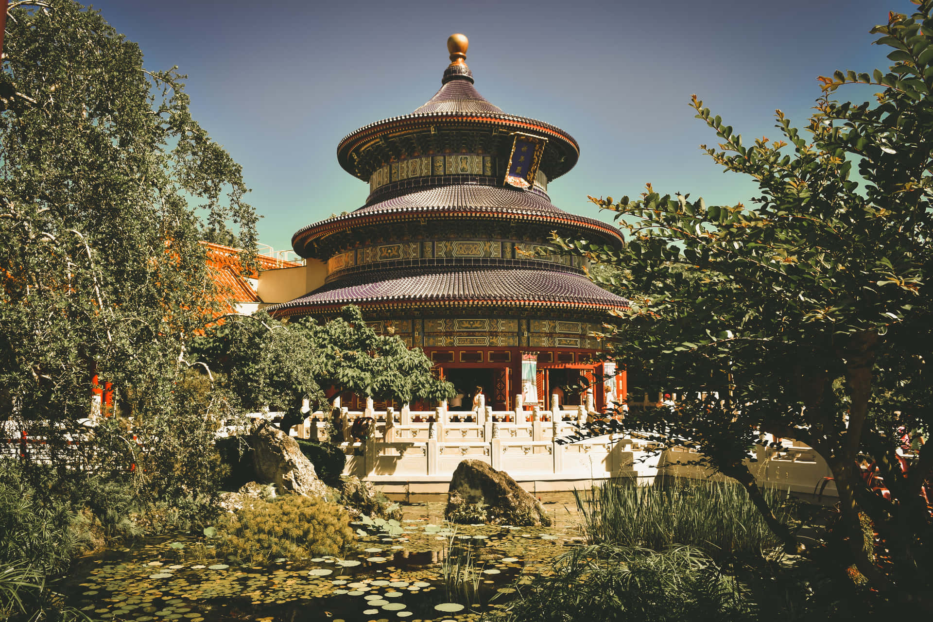China's Temple Of Heaven In Epcot, Disney World Florida Background