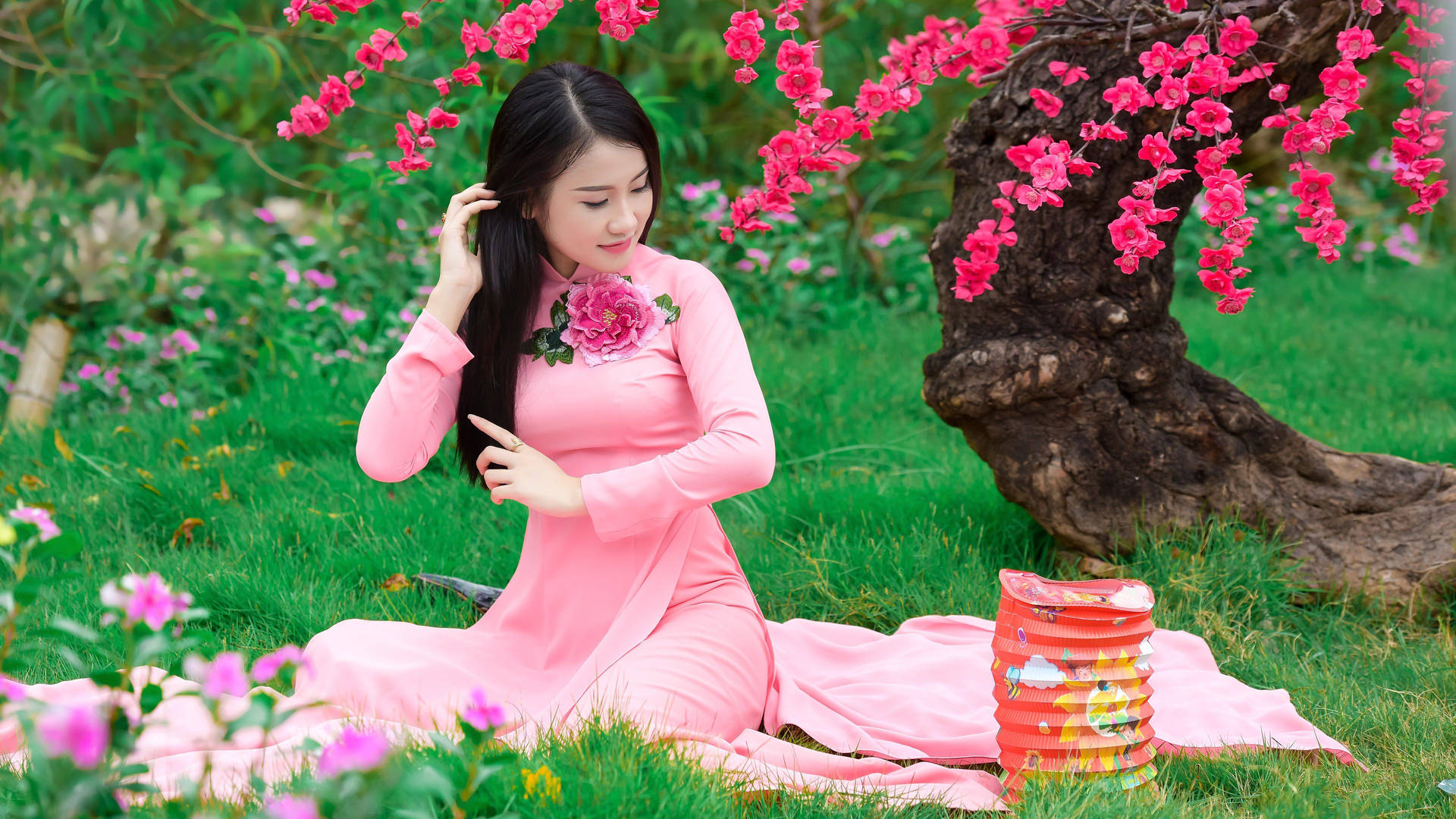 Chinese Girl Pink Dress