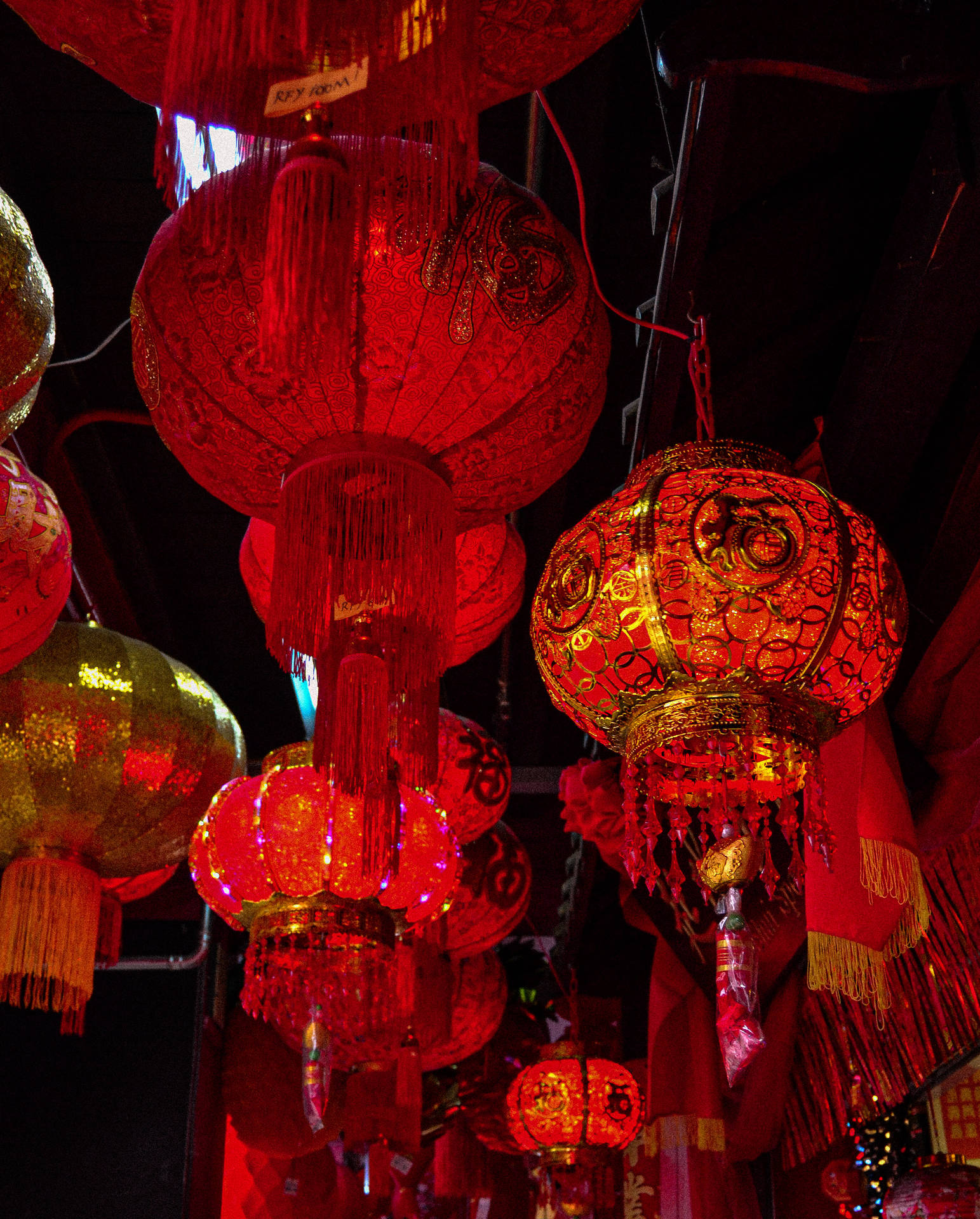 Chinese New Year Phone Lucky Lanterns Background