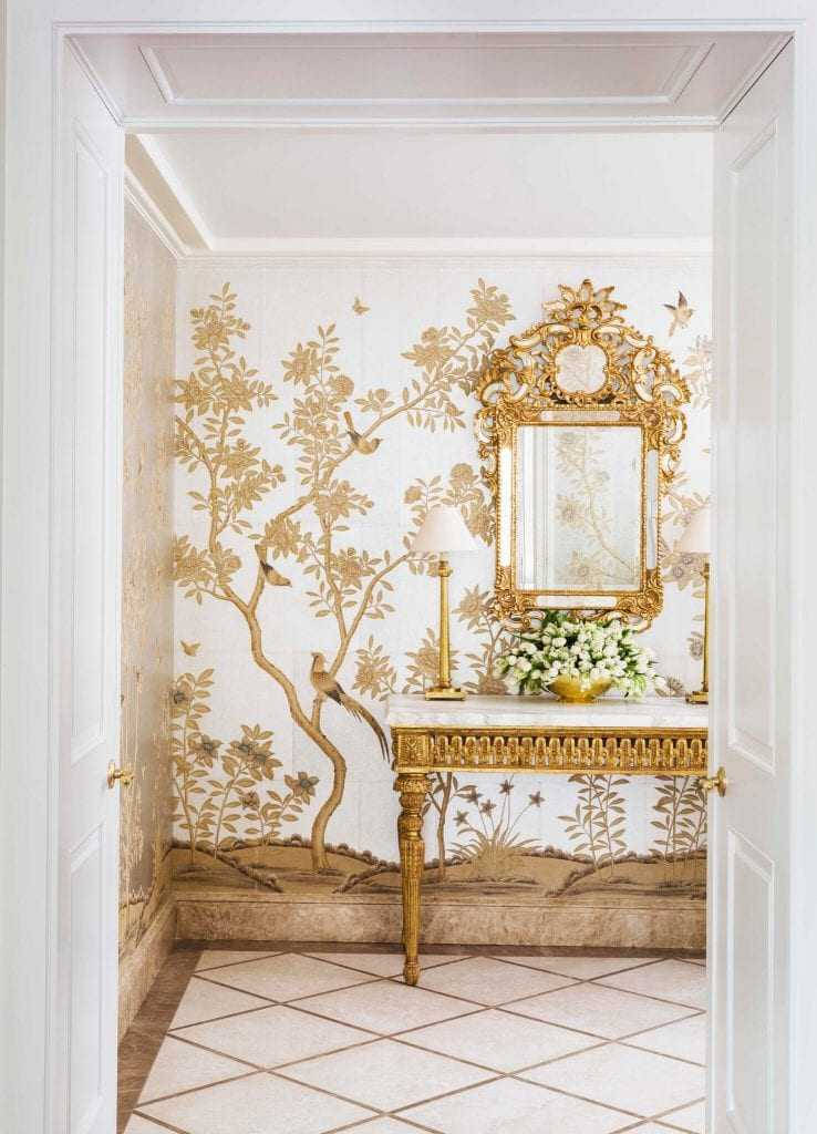 Chinoiserie White And Gold Background