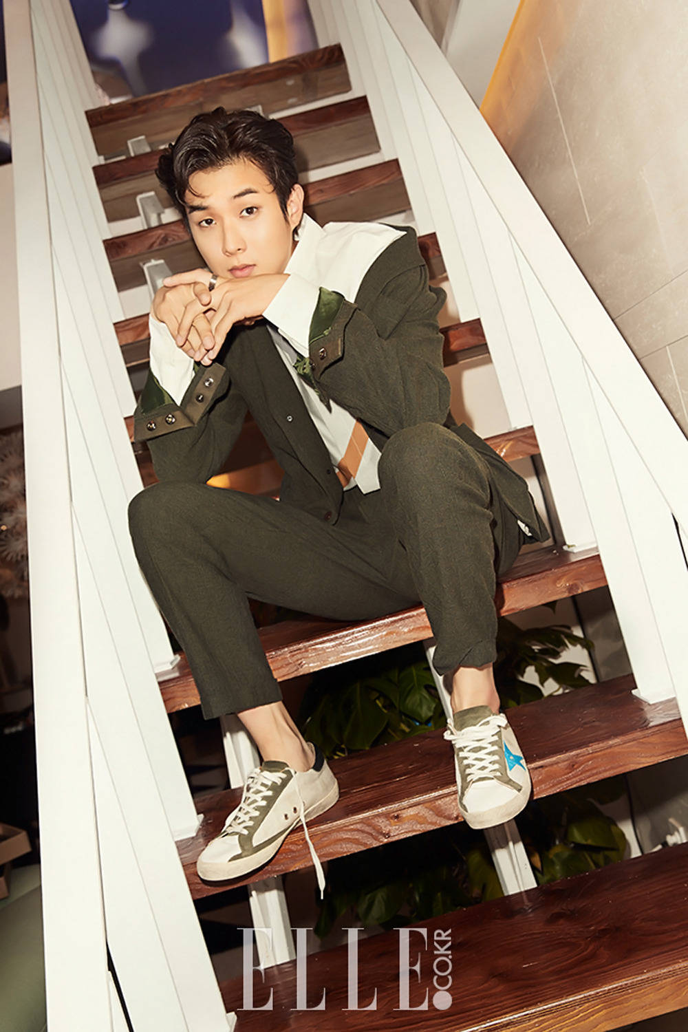 Choi Woo Shik Fashionable Outfit Background