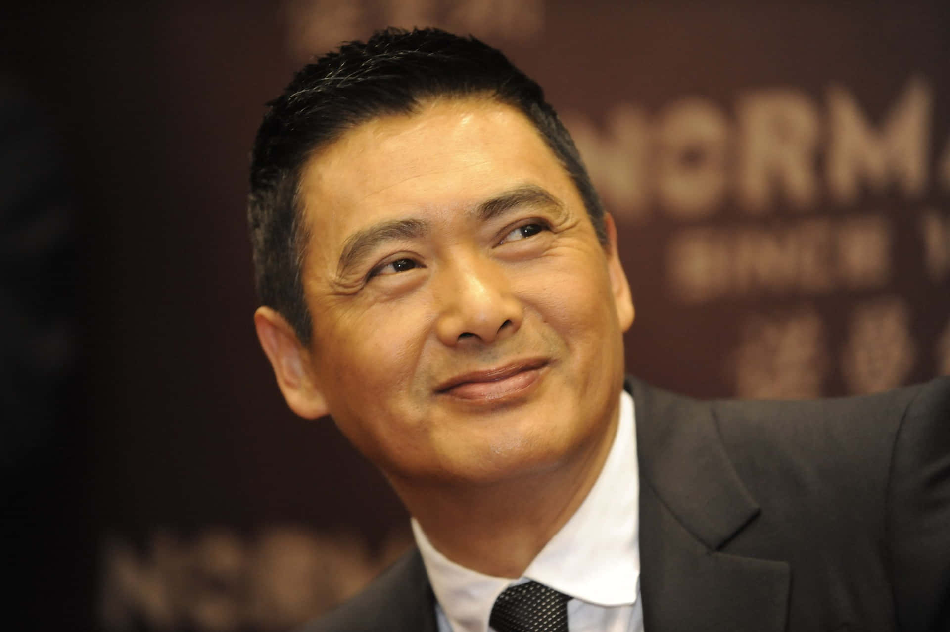Chow Yun-fat [wallpaper] Background