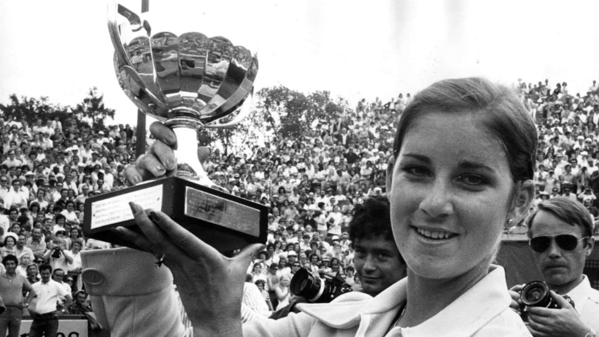 Chris Evert In 1974 Background