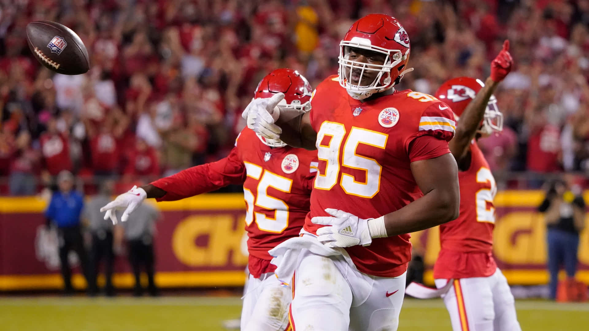 Chris Jones Kansas City Chiefs Team Background