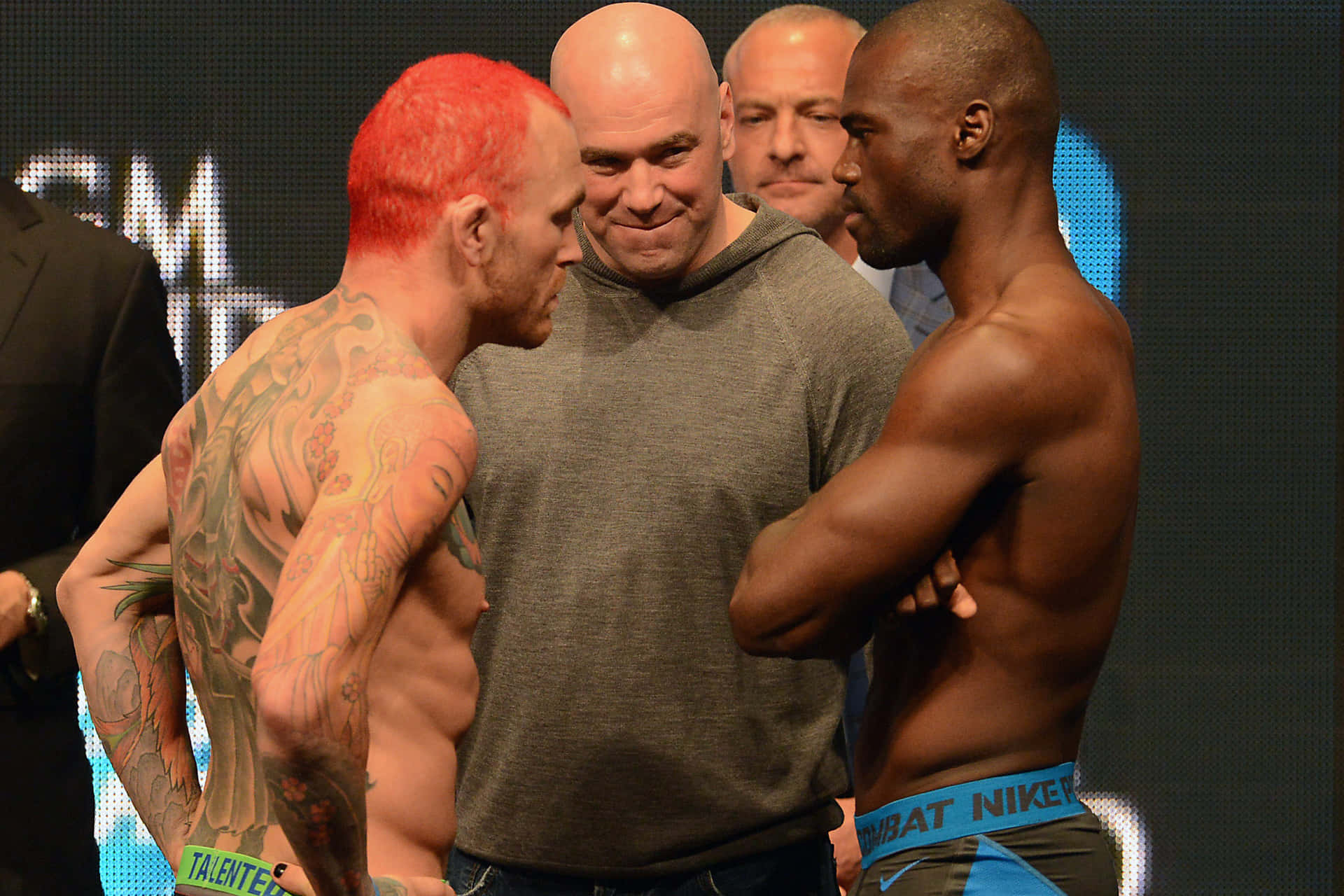 Chris Leben Facing With Uriah Hall Background