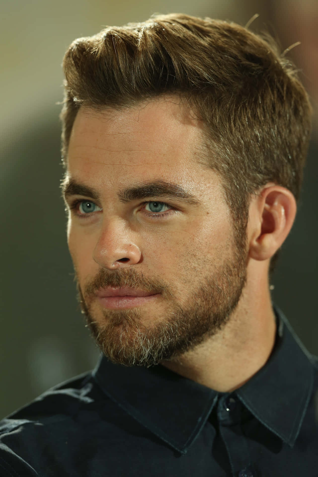 Chris Pine [wallpaper] Background