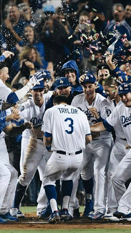 Chris Taylor And His Team Celebrating