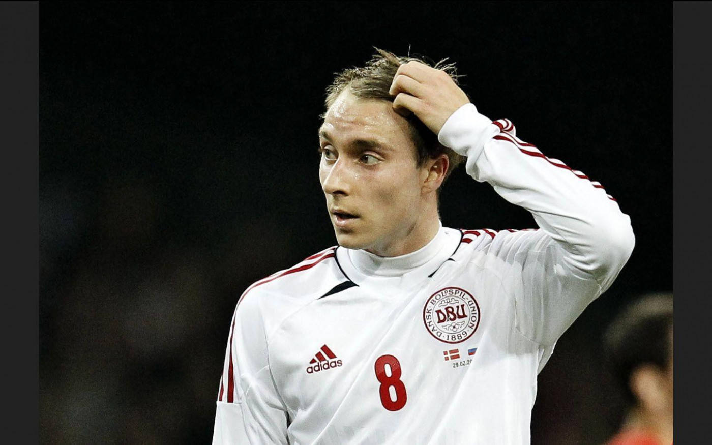 Christian Eriksen Scratching Head