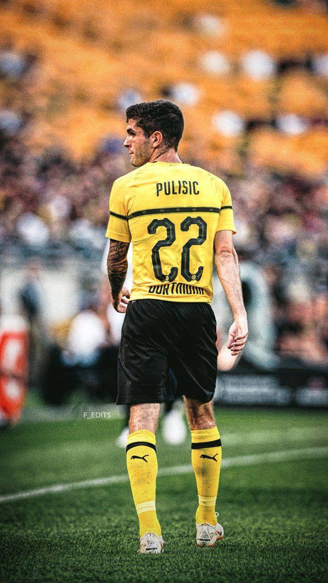 Christian Pulisic Back Turned