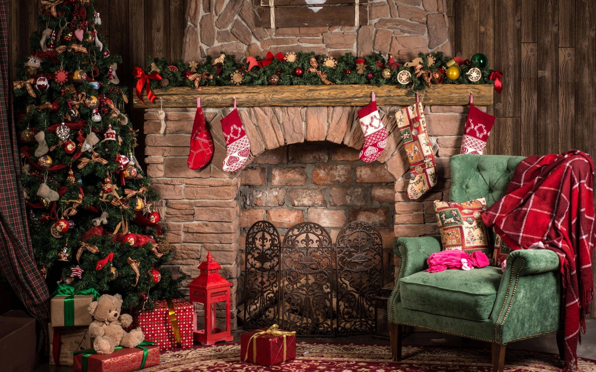 Christmas Chimney Widescreen Background