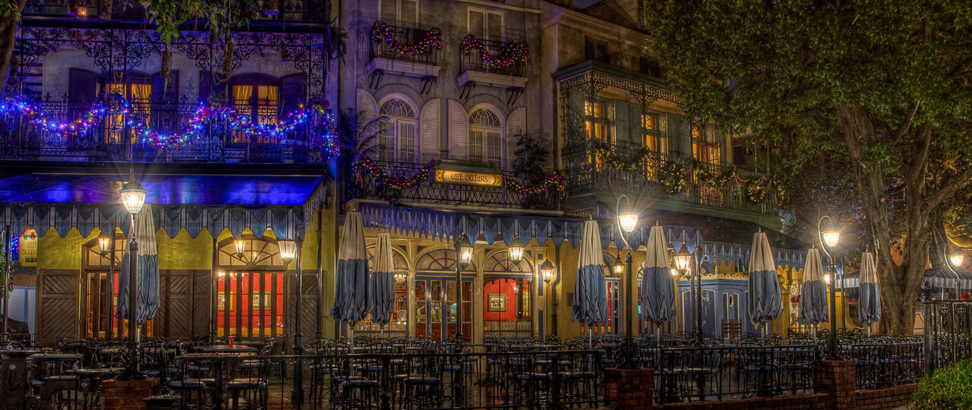 Christmas In New Orleans Cafe Background