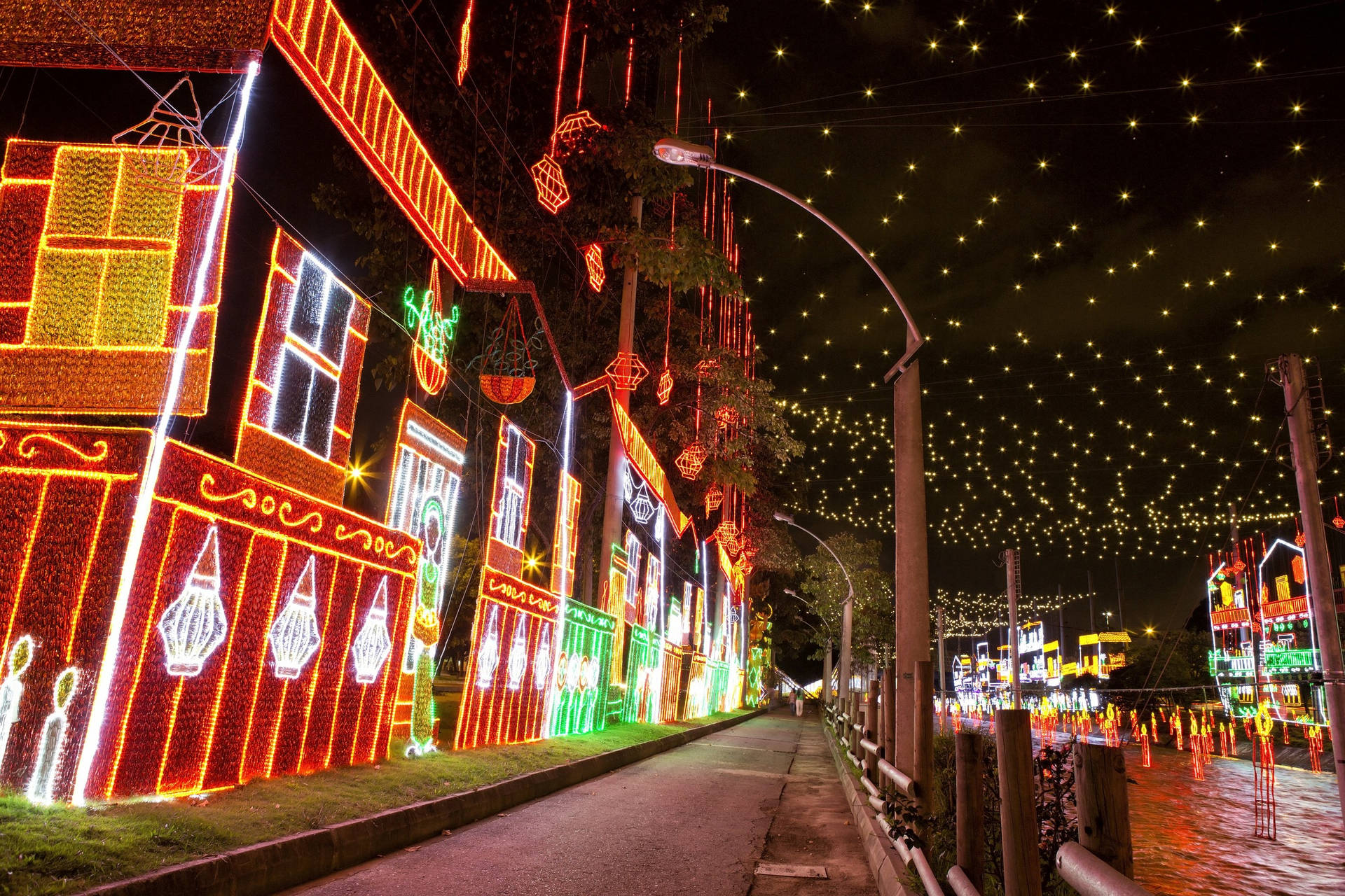 Christmas Lighting At Medellin