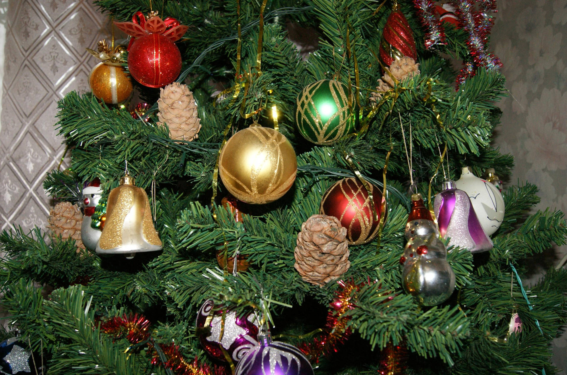 Christmas Tree Colorful Bells And Balls Background