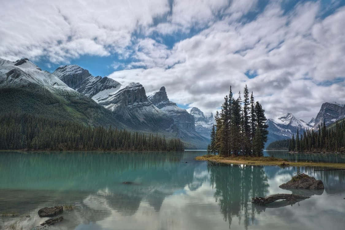 Chrome Os Jasper National Park Of Canada Background