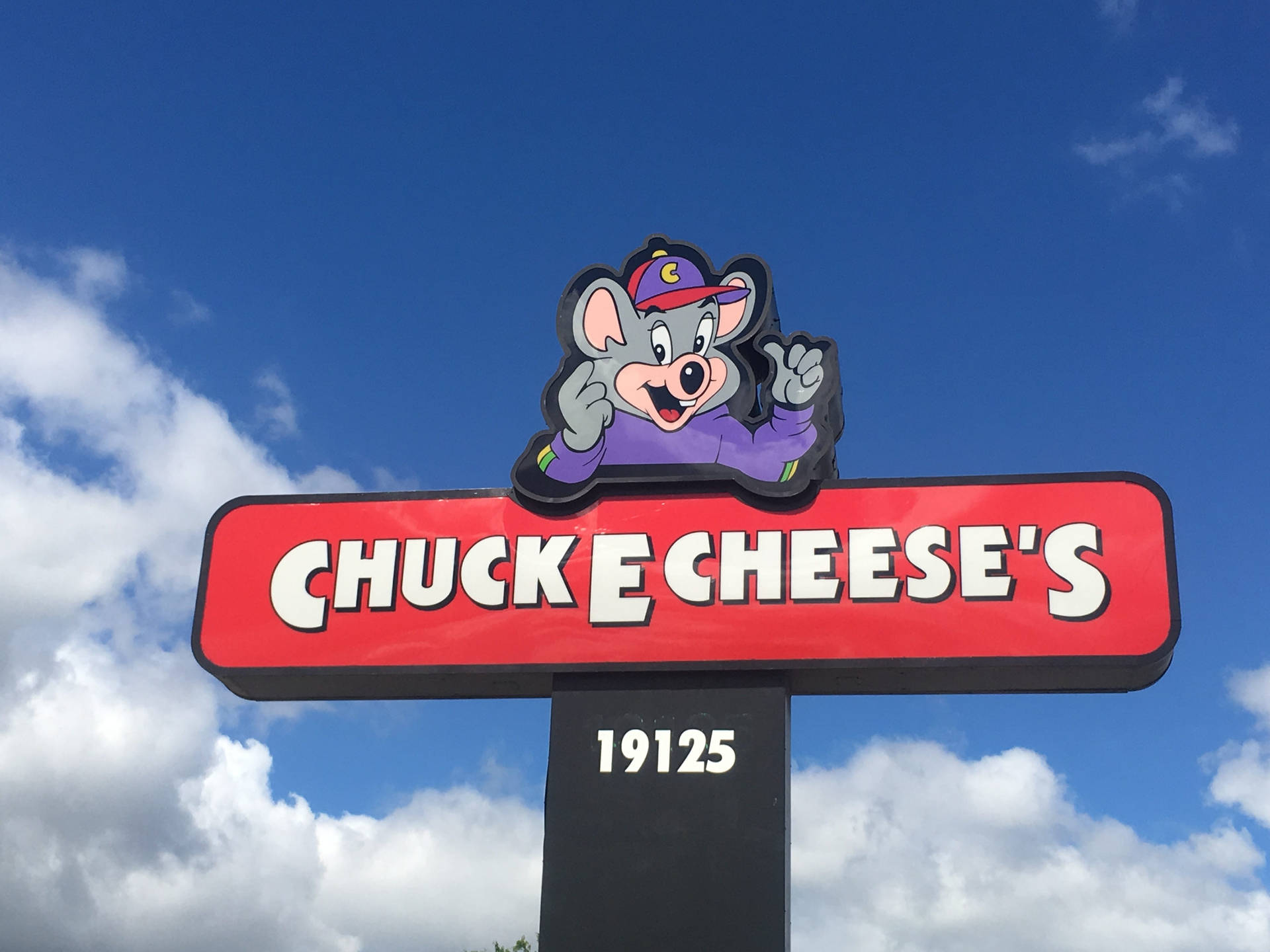 Chuck E Cheese Signage Background