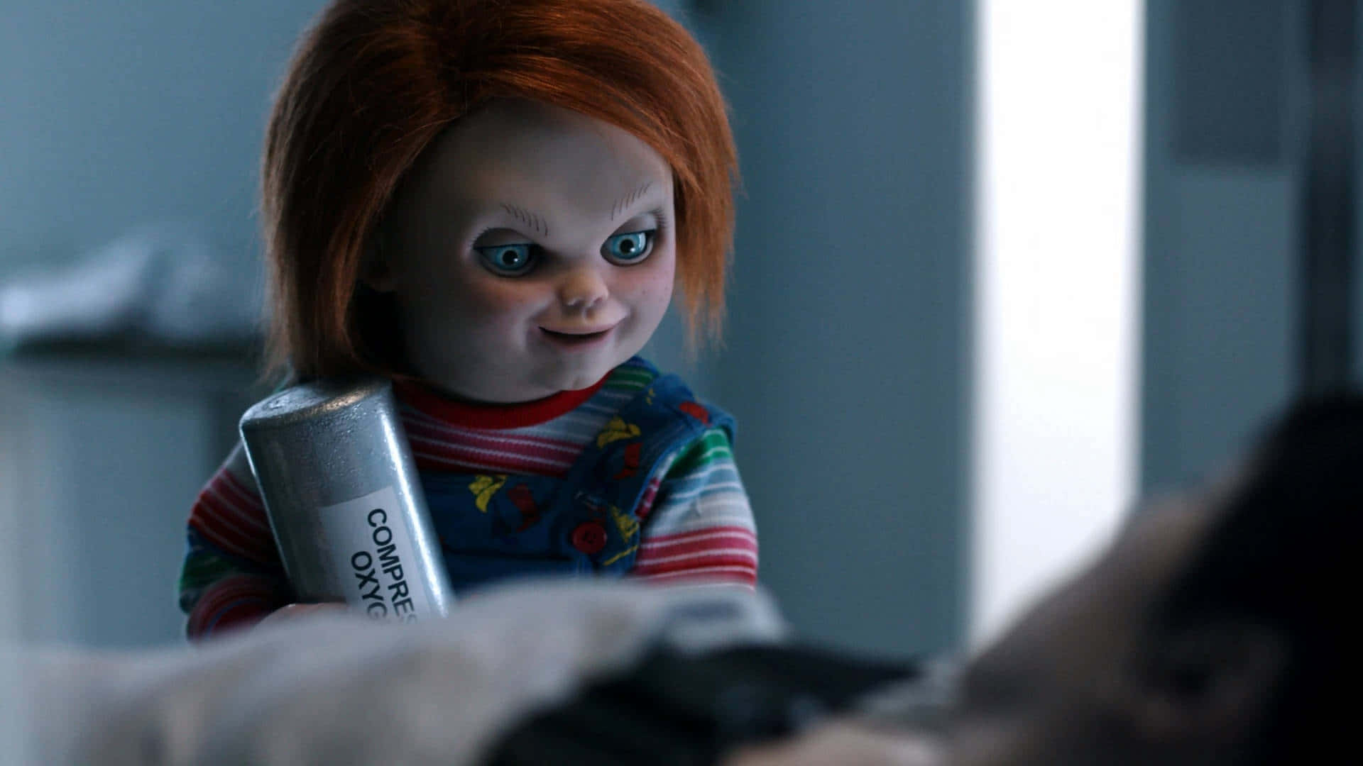 Chucky Doll Talking To A Patient Background