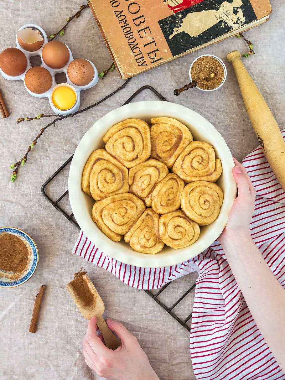 Cinnamon Roll Aesthetic Shot Background