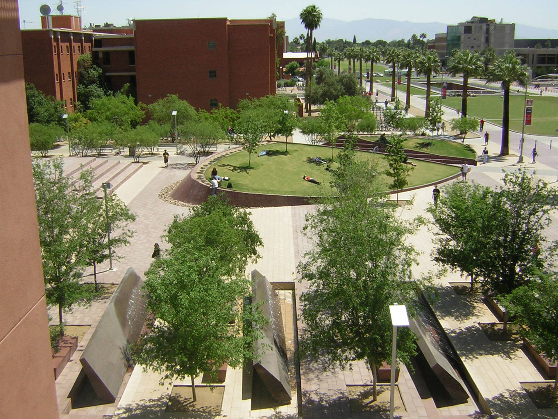 Circle Lawn University Of Arizona Background