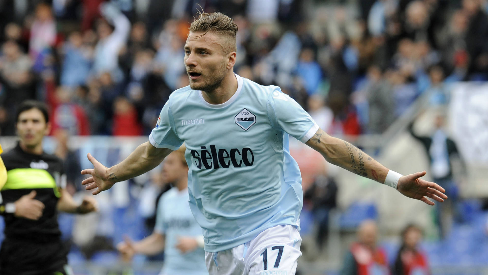 Ciro Immobile Stolen Shot Background