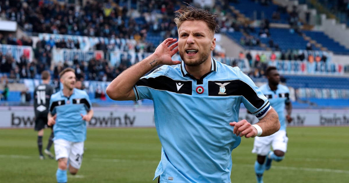 Ciro Immobile With His Team Members
