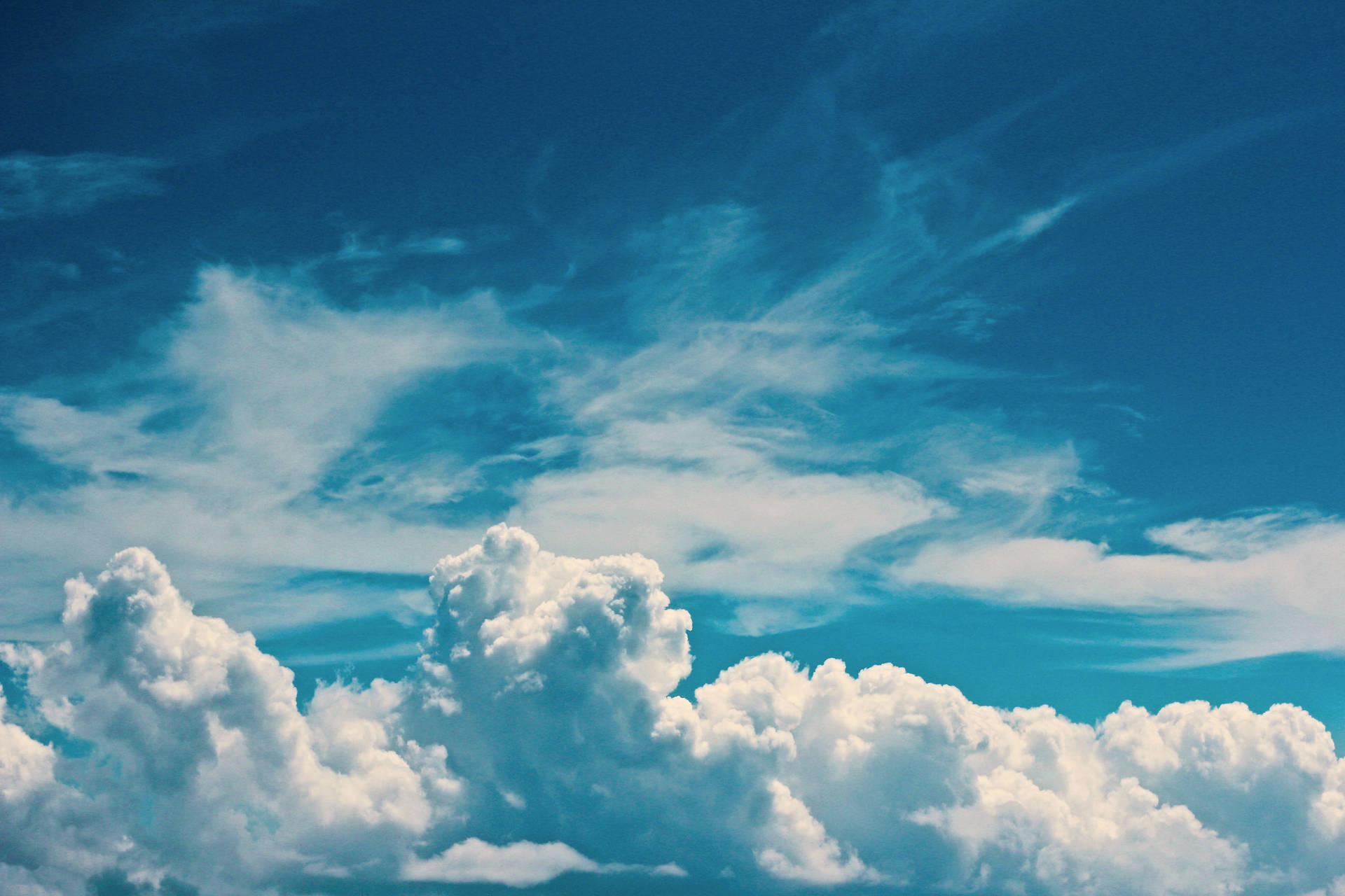 Cirrocumulus Blue Aesthetic Cloud Background