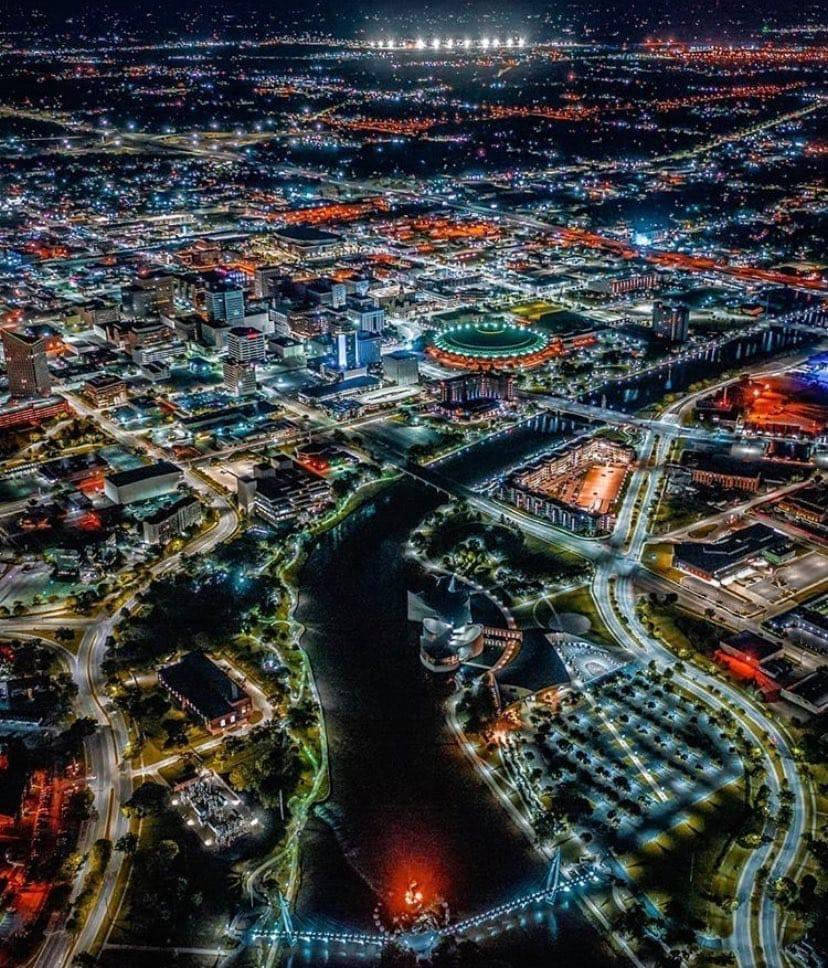 City Lights In Wichita Background