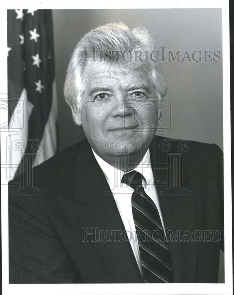 Classic B&w Jim Mcdermott Background