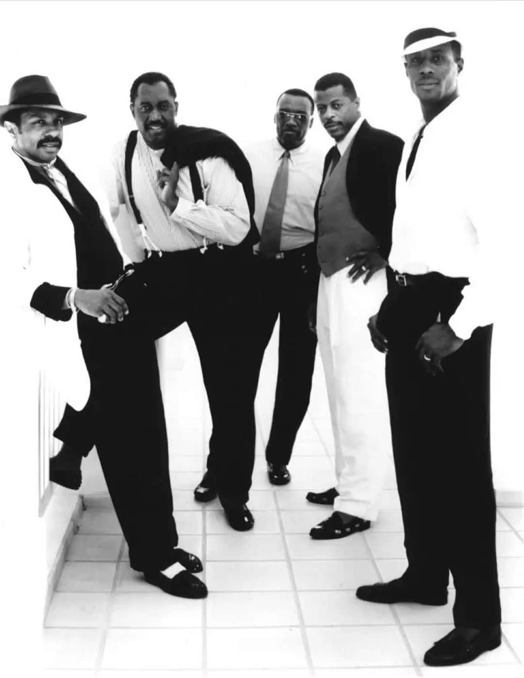 Classic_ Motown_ Group_ Black_and_ White_ Photo Background