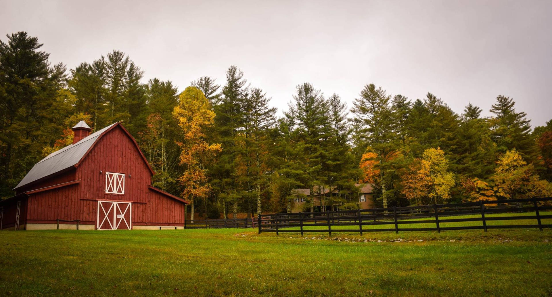 Classic Red Painted Barn Farm Landscape