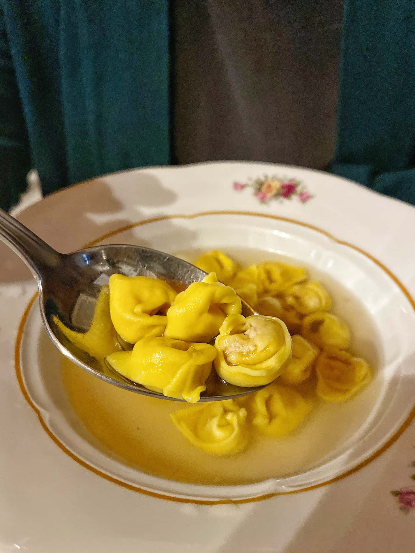 Classic Taste Of Italy - Mini Tortellini In Brodo Background