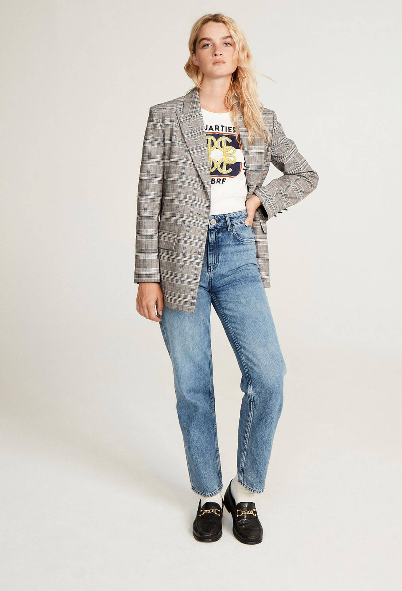 Claudie Pierlot Gray Blazer Denim Pants Background