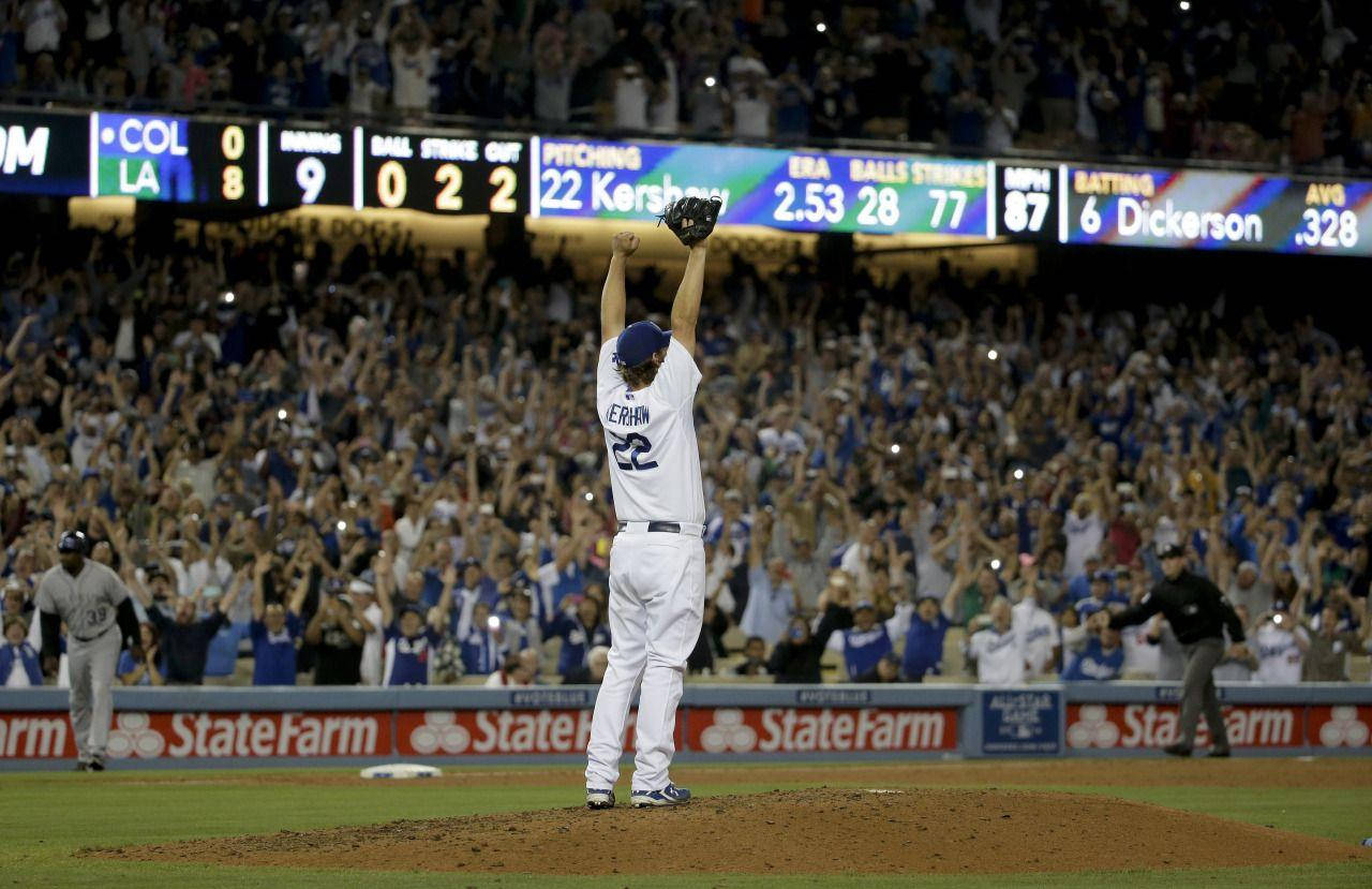 Clayton Kershaw Hyping Up Crowd Background