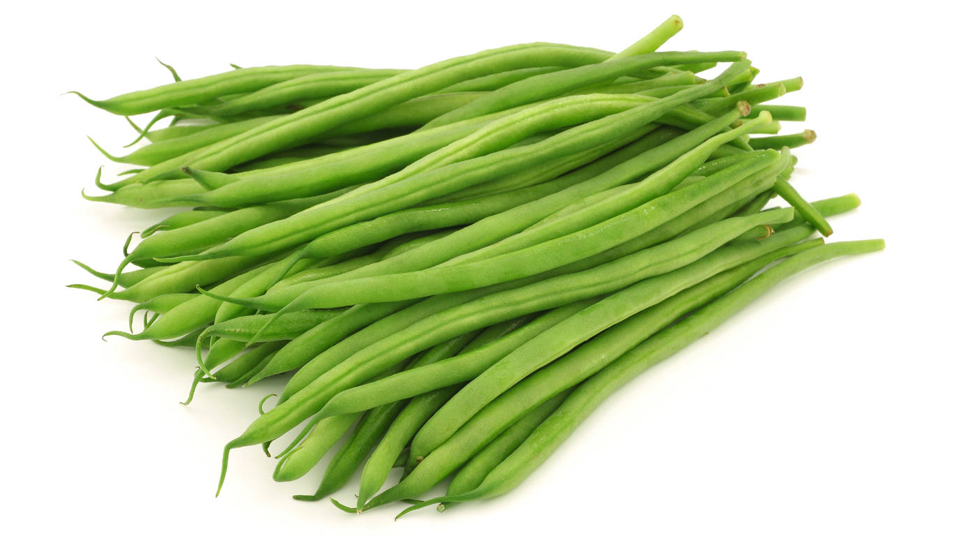 Clean Pile Green Beans