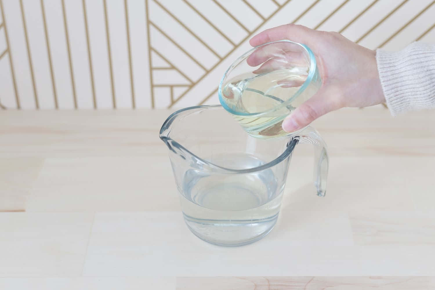 Cleaning Liquid Glass