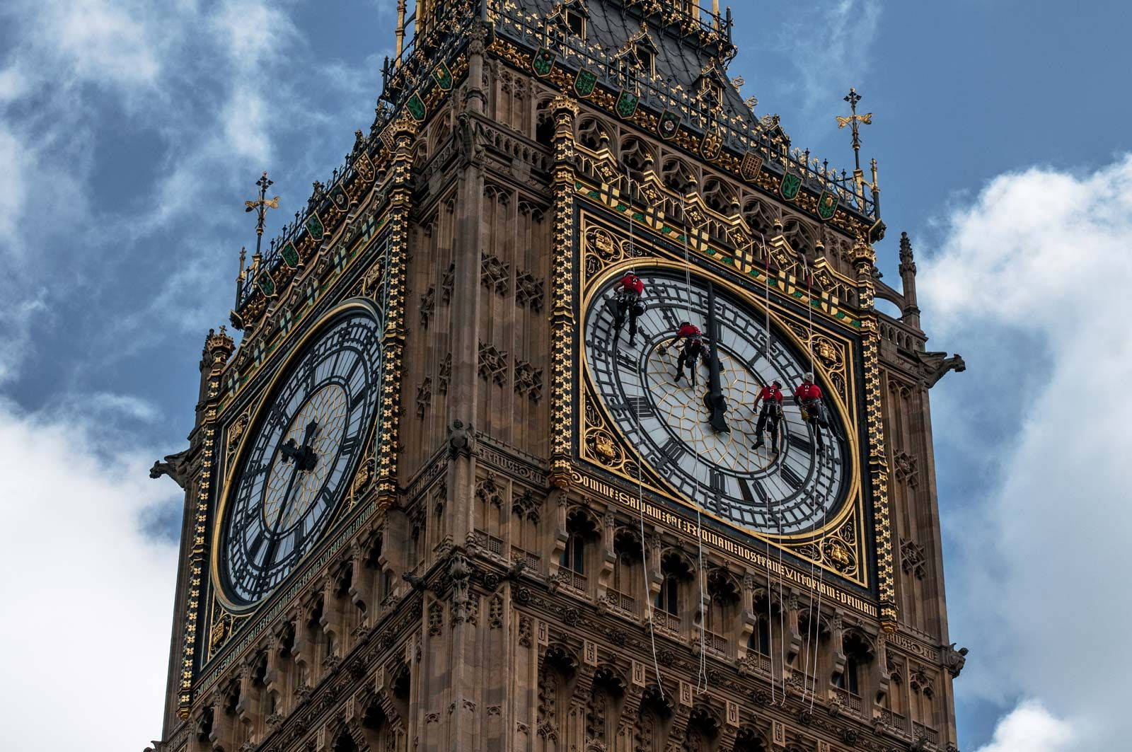 Cleaning The Big Ben Background