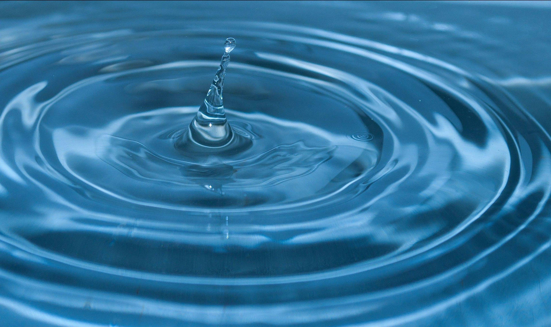 Clear Water Rippling Background