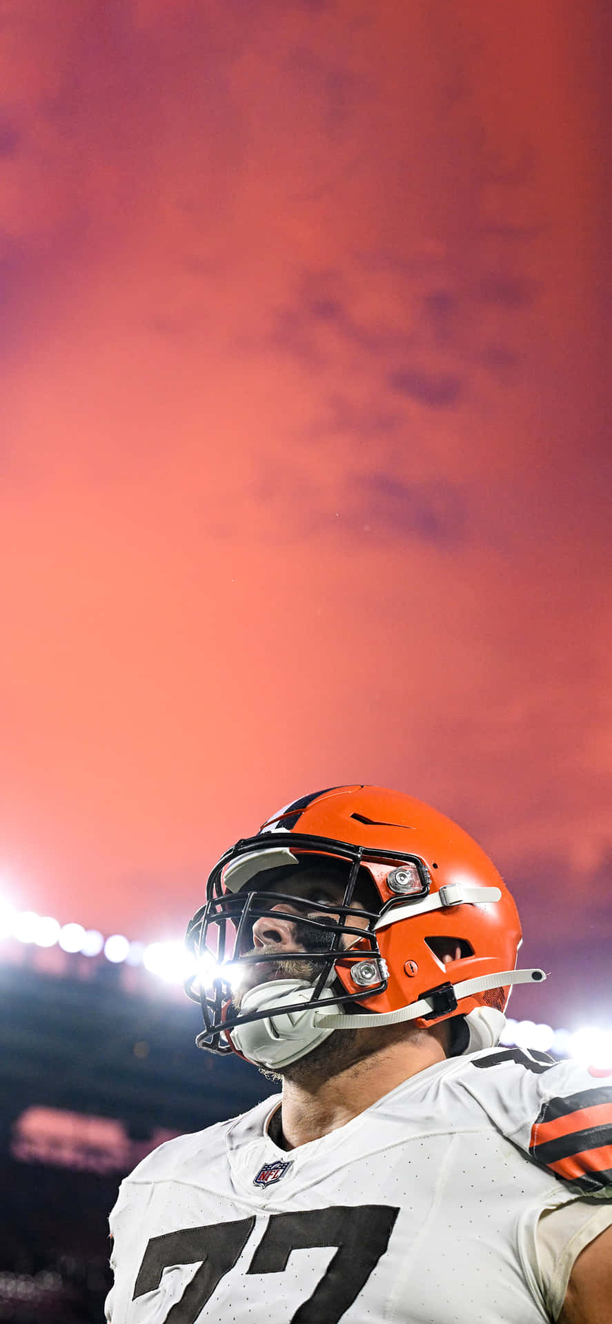 Cleveland Browns Player Sunset Stadium Background Background