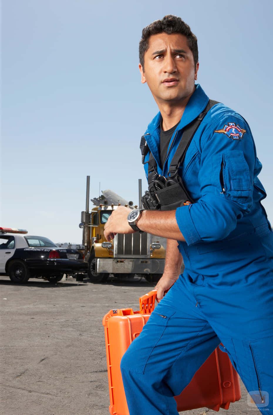 Cliff Curtis [wallpaper] Background