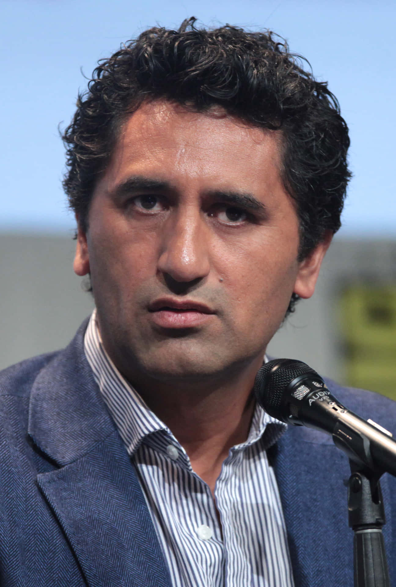 Cliff Curtis [wallpaper] Background