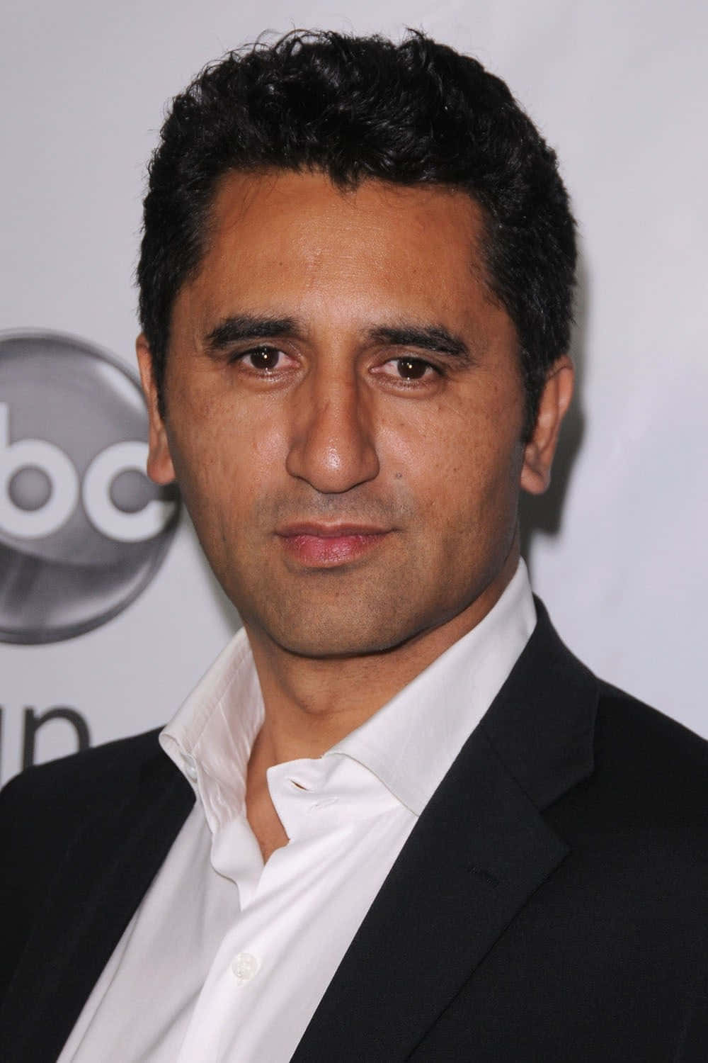Cliff Curtis [wallpaper] Background