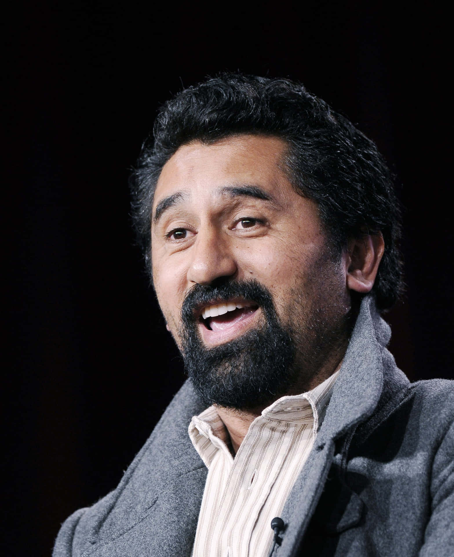 Cliff Curtis [wallpaper] Background