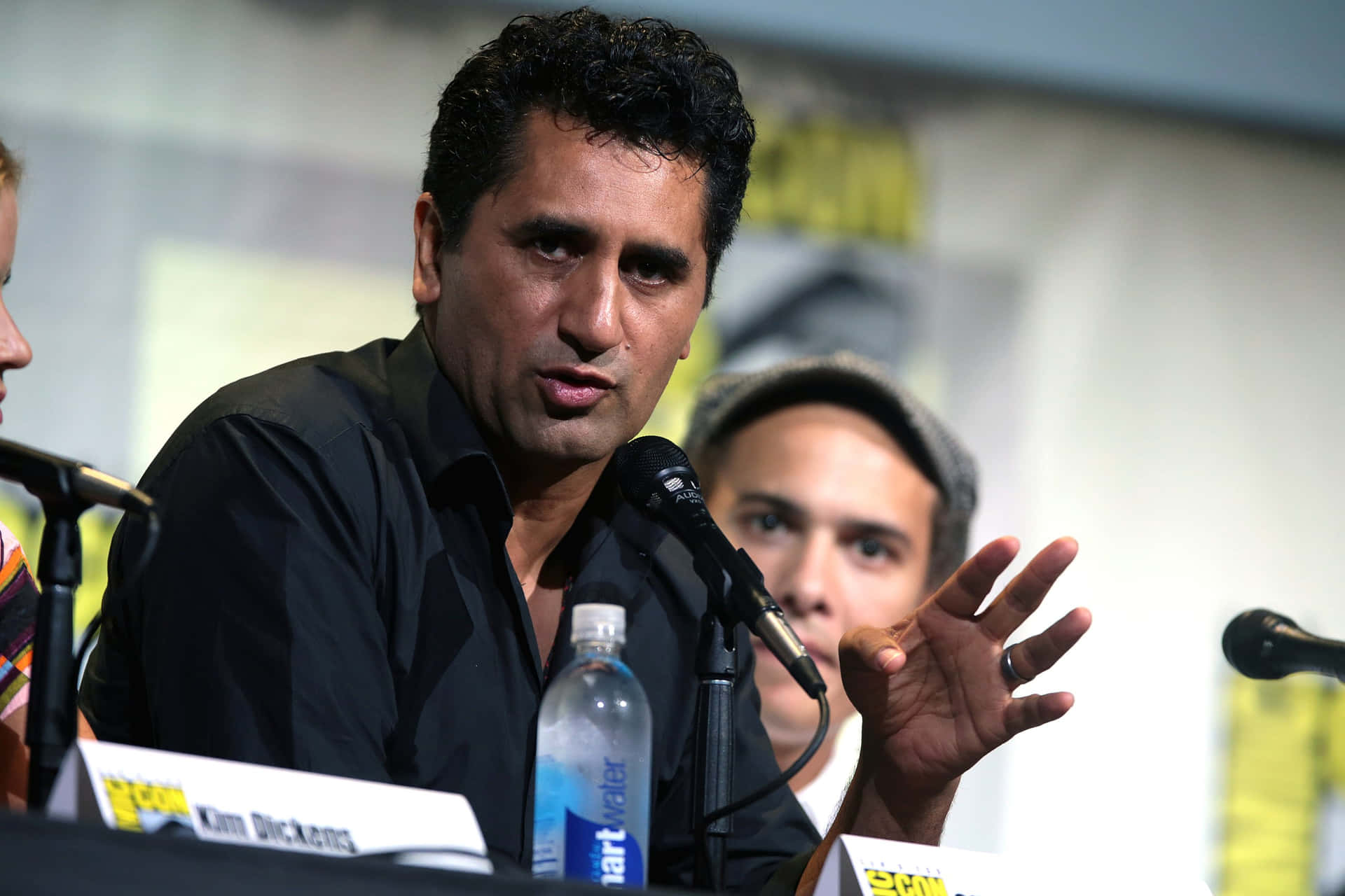 Cliff Curtis [wallpaper] Background
