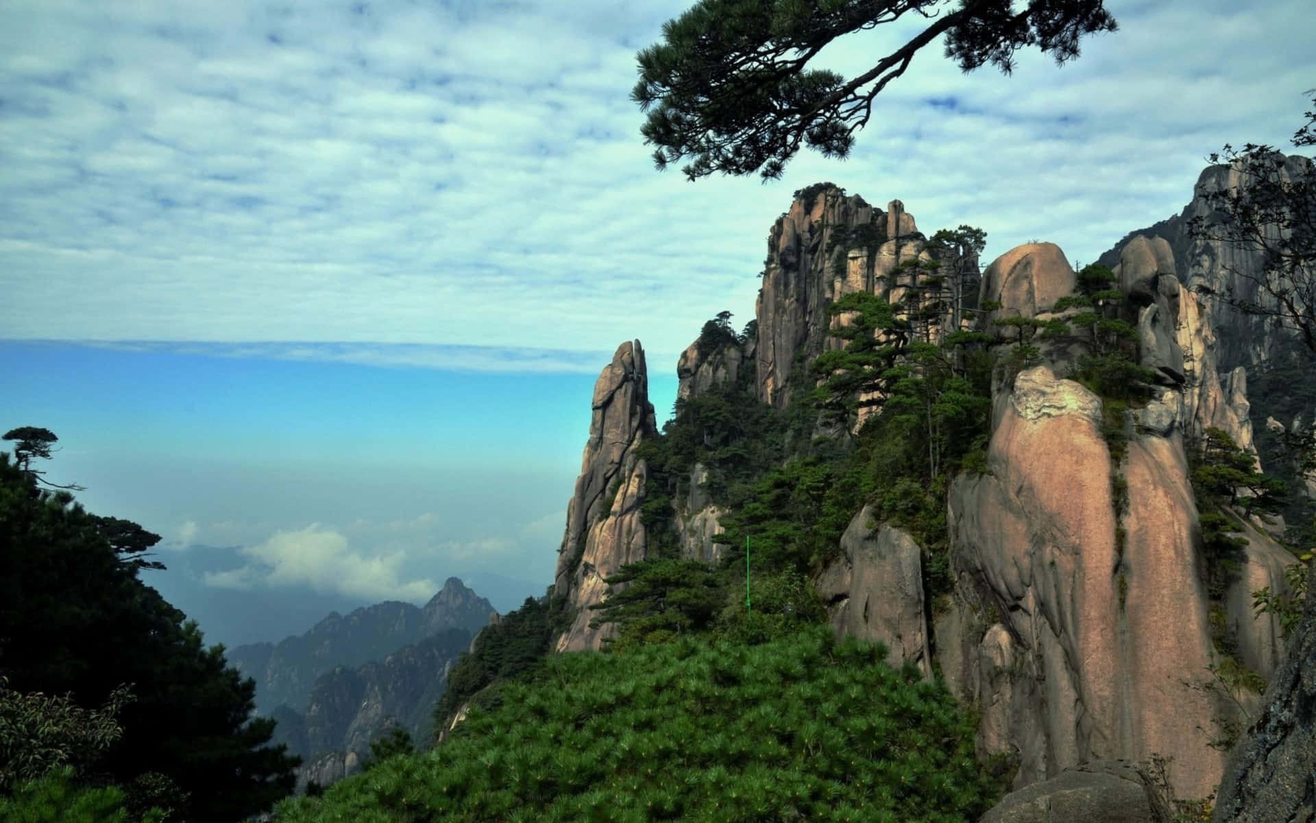 Cliff Mount Sanqing China